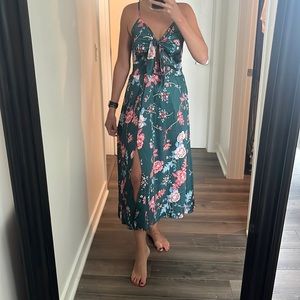 Floral midi dress- new without tags